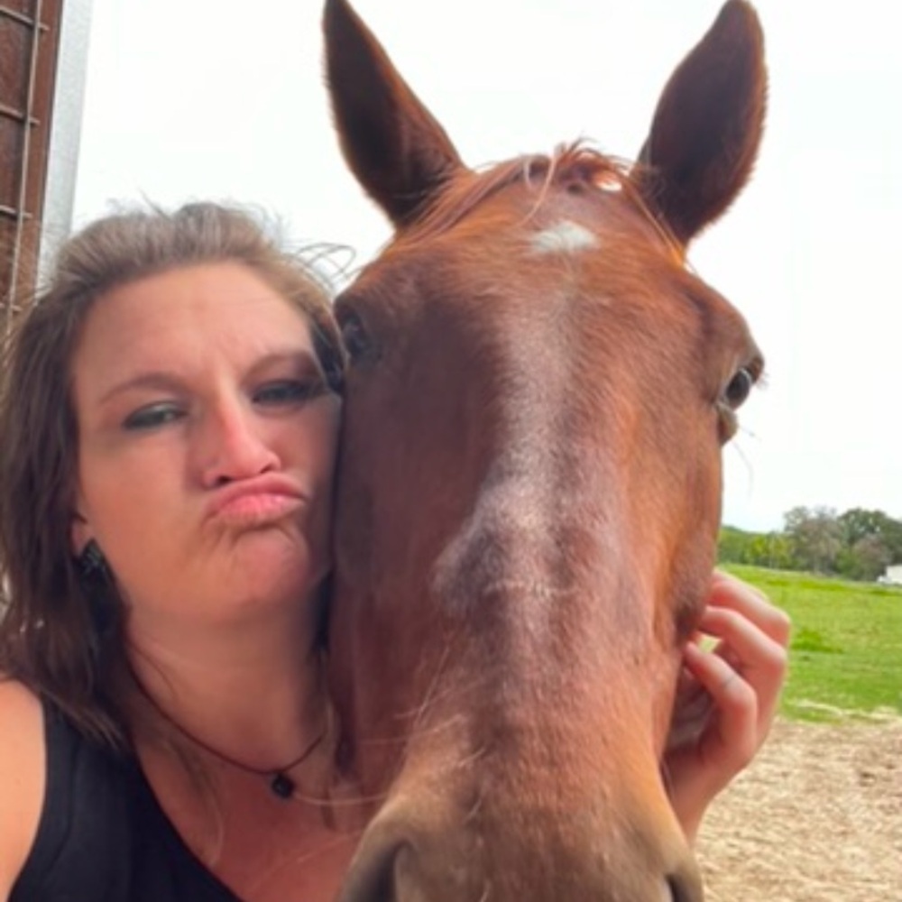 Meet your Posher, Melanie